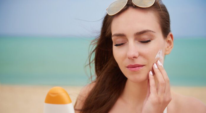 Best Sunscreens for Acne-Prone Skin: A Comprehensive Guide best Sunscreens for Acne-Prone Skin