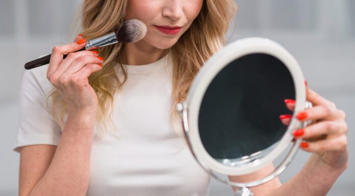 The Ultimate Guide to the Best Lighted Makeup Mirrors Lighted makeup mirror with adjustable LED settings for precise makeup application.