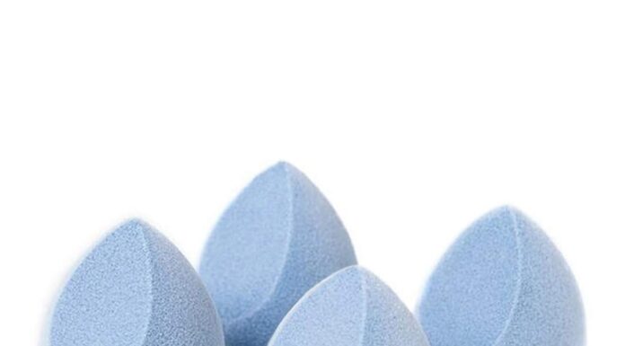 The Best Way to Use a Makeup Sponge The Best Way to Use a Makeup Sponge