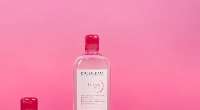 Bioderma Sensibio H2O Micellar Water Review Bioderma - Sensibio - H2O Micellar Water - Makeup Remover Cleanser - Face Cleanser for Sensitive Skin