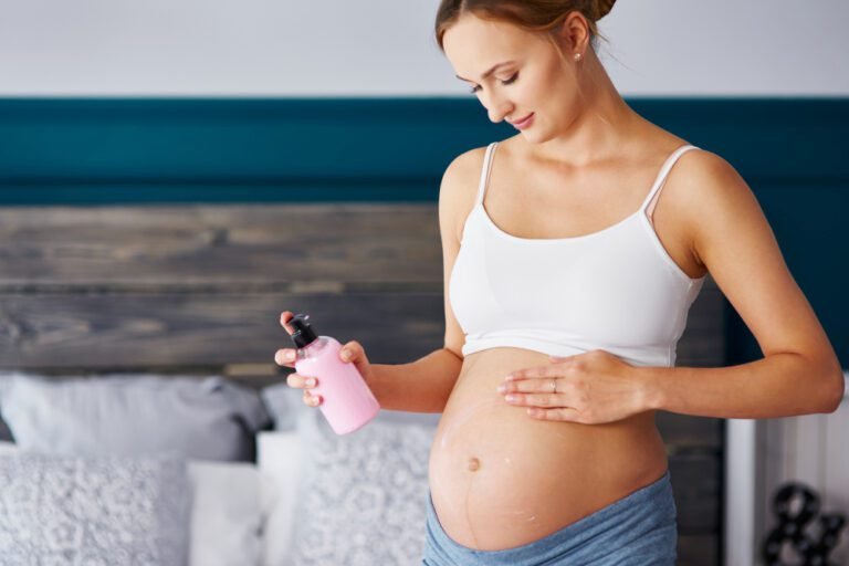 Non Toxic Skincare for Pregnancy: Safe Products & Ingredients Every Mom Should Know